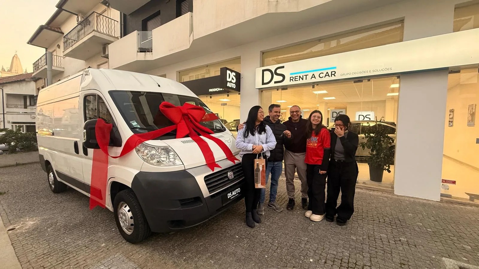 Entrega especial de uma viatura SG Motors